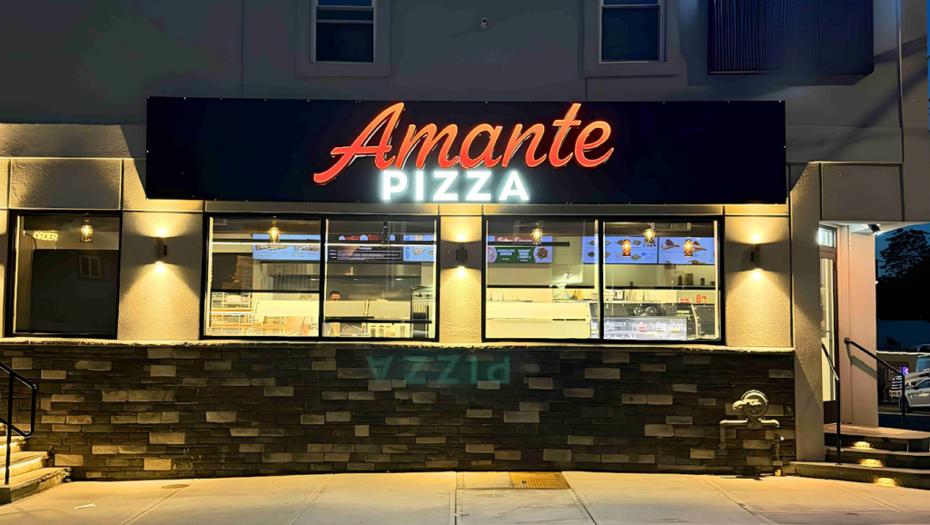 Amante Pizza restaurant storefront in Troy, NY